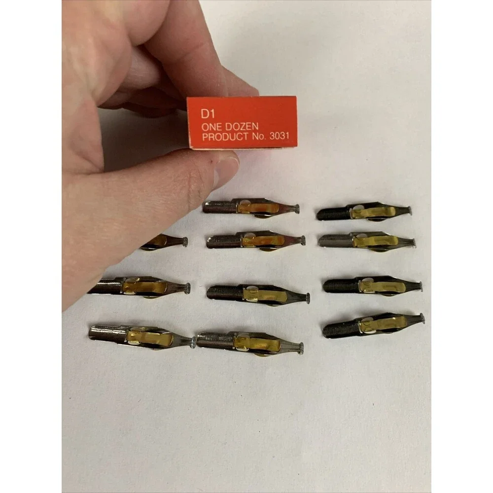 Vintage HUNT SPEEDBALL PENS D-1 Oval Easy To Use Calligraphy Pen Nibs (12)